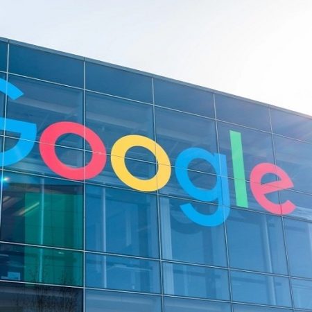 Google Is Reportedly Using Unfair Means To Keep Its Search Engine As the Default