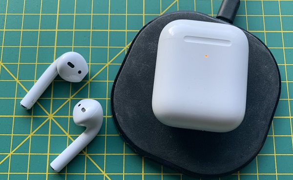 Apple AirPods 2