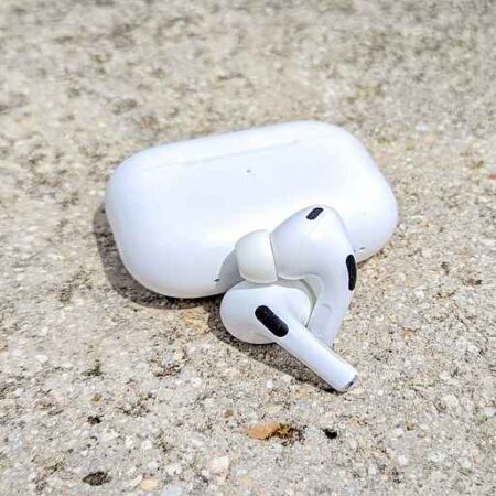 AirPods Blinking Orange